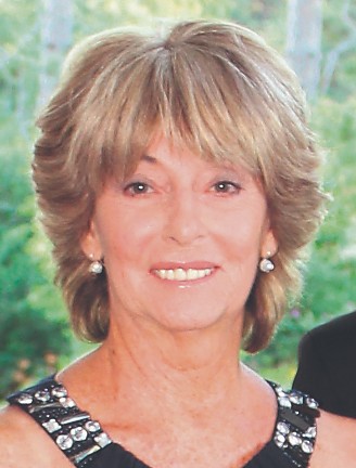 Mme Henriette Nault