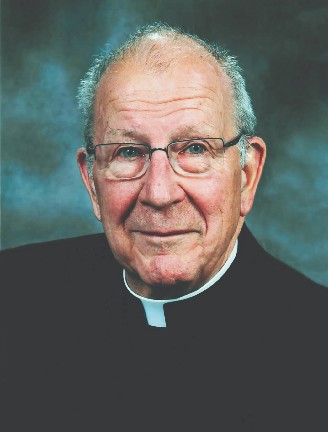 Yvon L. Soucy, prêtre