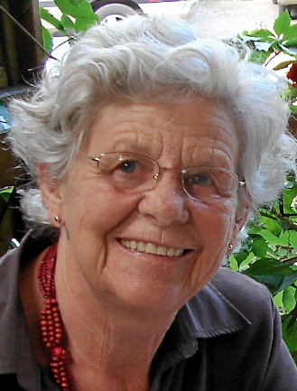 Mme Thérèse Dandurand