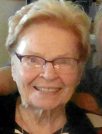 Mme Rosabelle Rompré Devault