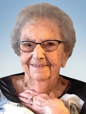 Mme Aline Deschênes Auger