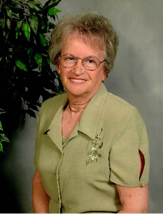 Mme Simone Vallée St-Louis
