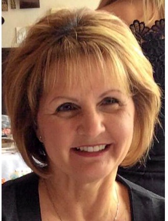 Mme Rita Landry