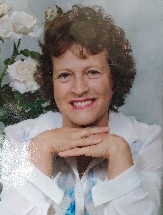Mme Brigitte Dubé
