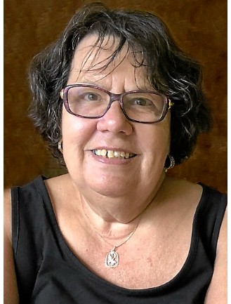 Mme Margot Larouche