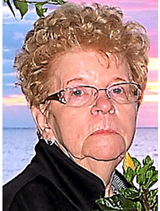 Mme Jacqueline Coulombe Harvey