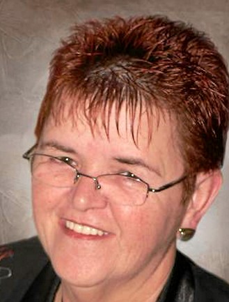 Mme Marie-Andrée Martel