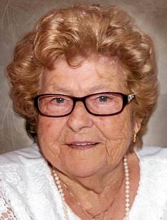Mme Thérèse Lavoie Boivin