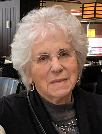 Mme Clémence Gilbert