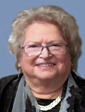 Mme Ange-Marie Côté Simard
