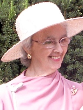 Mme Esther Brassard