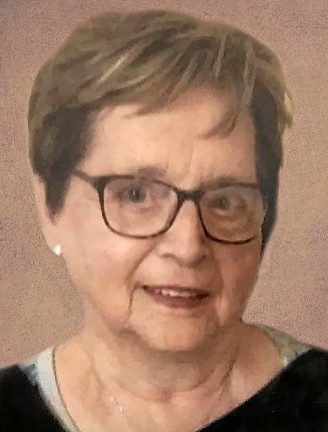 Mme Huguette Brassard Deschênes
