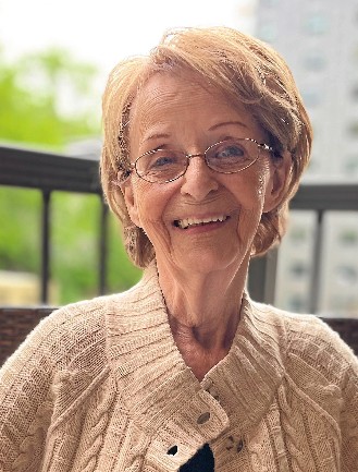 Mme Hélène Vachon