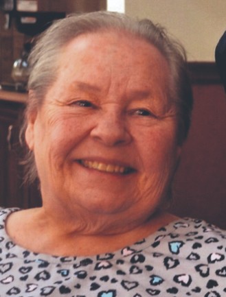 Denise Déchène (née Deschênes)