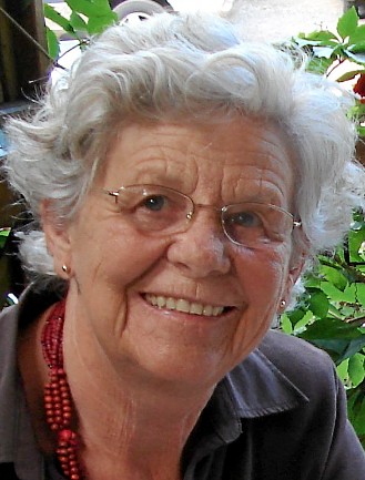 Mme Thérèse Dandurand