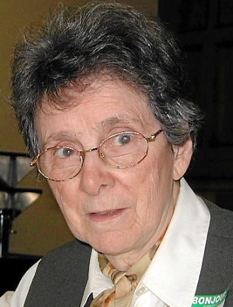 Lucie Desruisseaux, s.n.j.m.