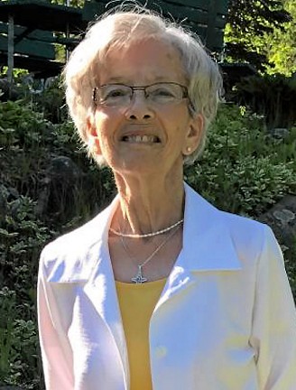 Dolorès Côté