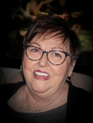 Estelle Lindsay née Perron