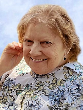 Mme Jeanne Roy
