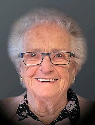 Mme Carmelle Auger Lahaie