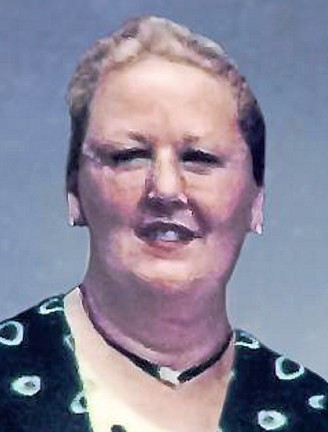 Mme Nicole Blackburn