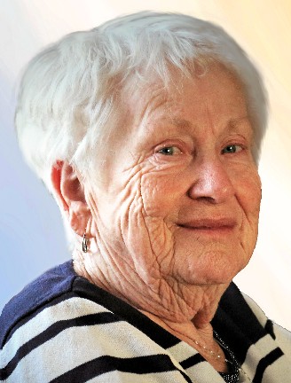 Mme Marcelle Marceau Pilote