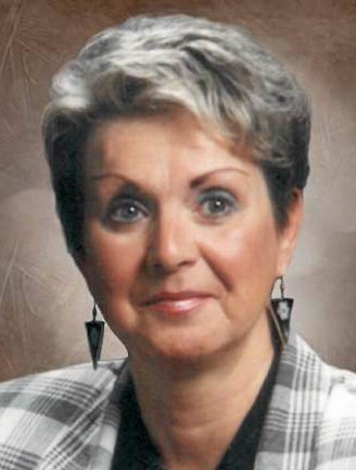 Mme Rolande Paquet