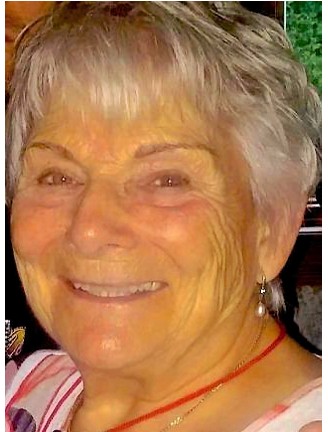 Mme Hélène Roche