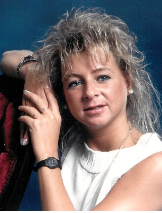 Mme Joan Potvin