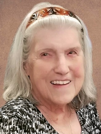 Mme Madeleine Gravel