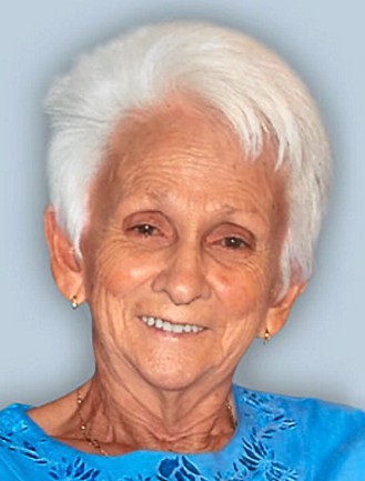 Mme Simone Girard