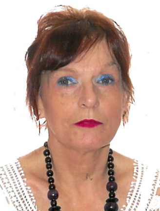 Mme Esther Martin