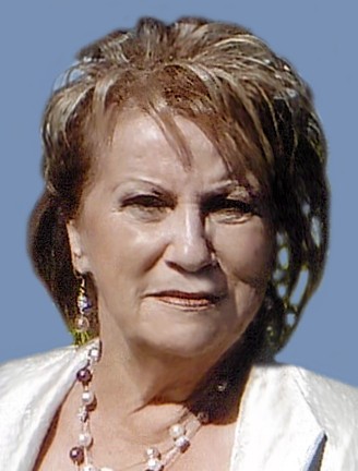 Mme Éliette Côté
