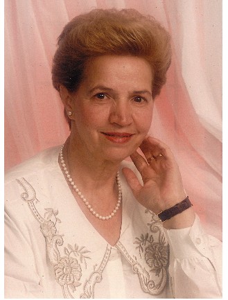 Mme Laurence Guay