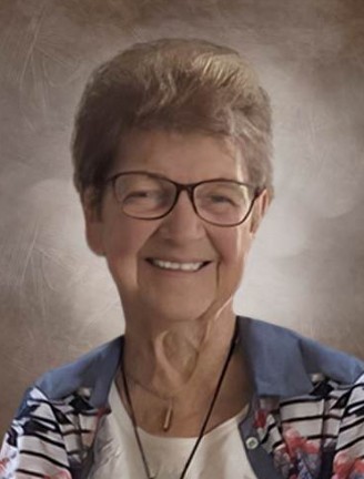 Mme Yolande Cloutier St-Cyr