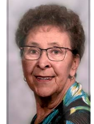 Michelle Vallière (née Paquet)