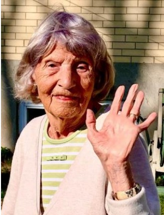 Madame Lucile Bourgault-Pouliot