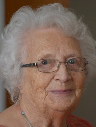 Mme Laurette Tanguay Blais