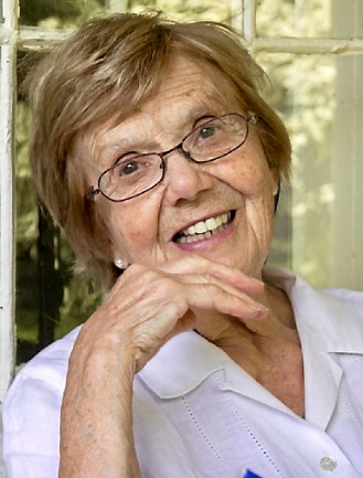Marthe Bussières (née Godbout)