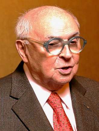 L'Honorable Gilles Loiselle.