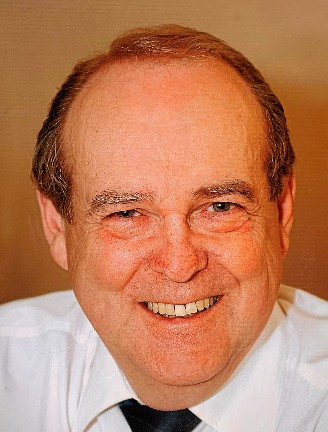 Dr Serge Larivière