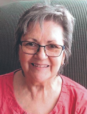 Mme Carmelle St-Hilaire Côté