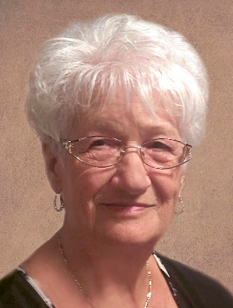 Mme Cécile Guay
