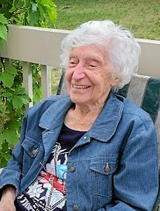 Jeanne D'Arc Bisson (née St-Amour)