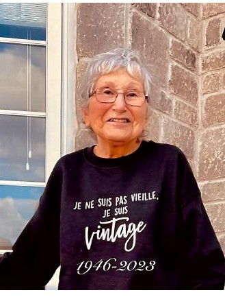 Mme Monique Mongeon