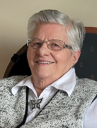 Aline Lauzon (née Lalonde)