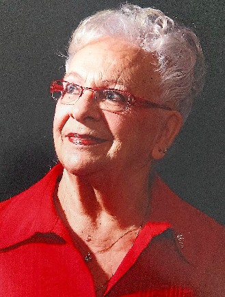 Lucienne Grégoire (Courchaine)