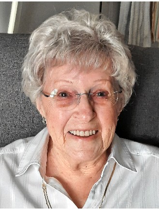 Mme Monique Chamberland Carpentier