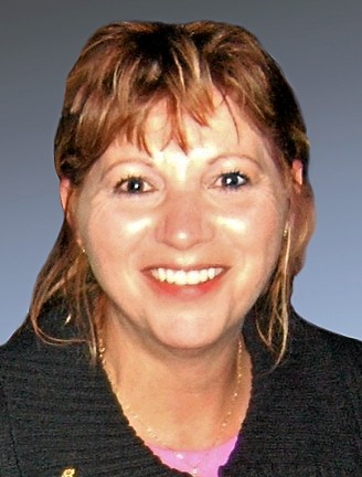 Mme Hélène Deveault Robert