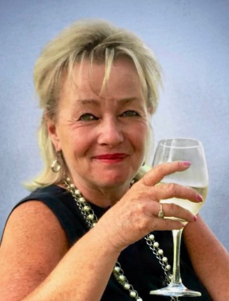 Mme Louise Bellemare